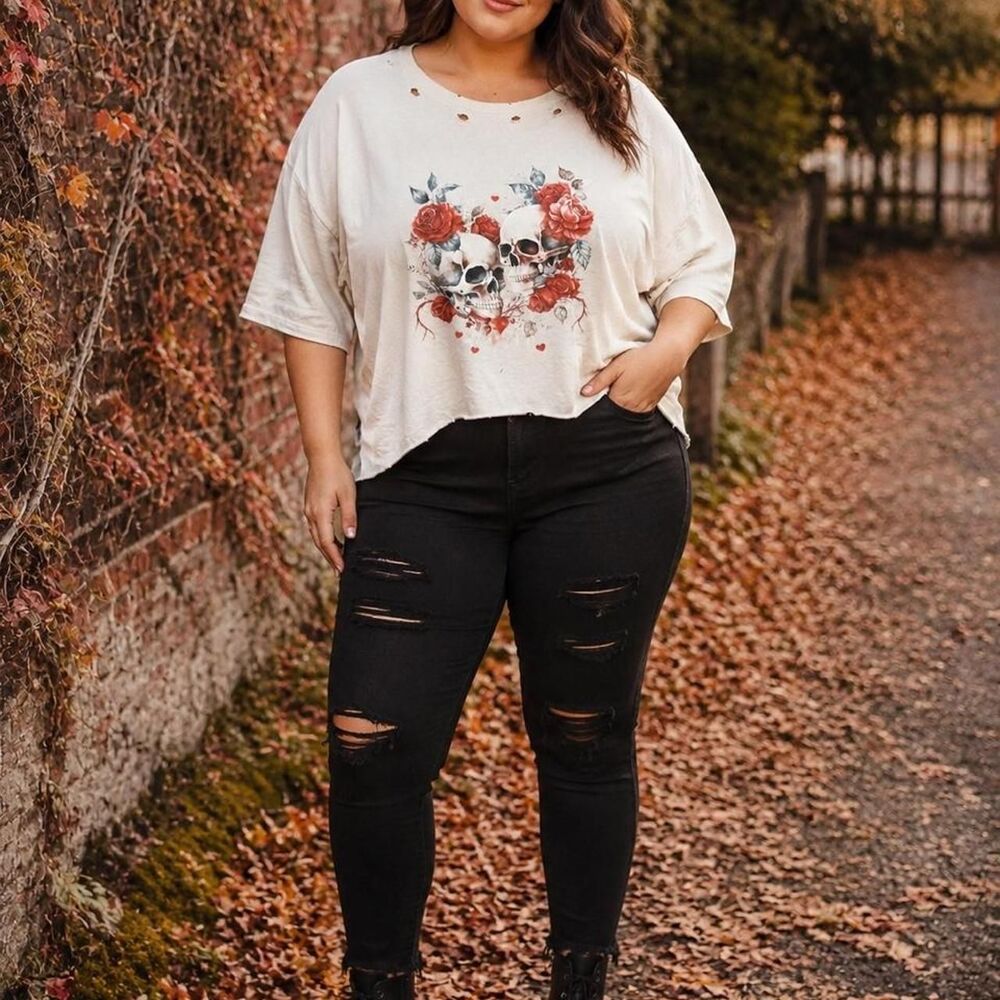 Unbranded Women's Black and White T-shirt